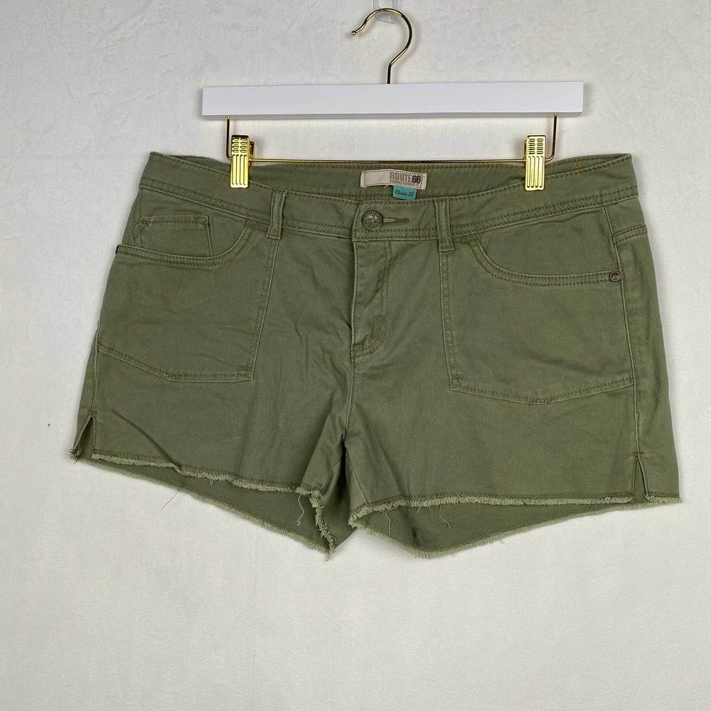 Route 66 Women's Size 12 Green‎ Classic Fit Cutoff Jean Shorts